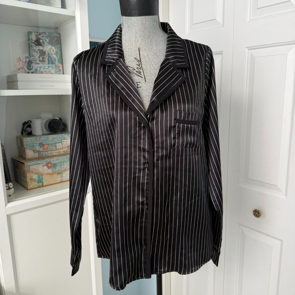 La Senza Black Pinstripe Pajama Top – Size M